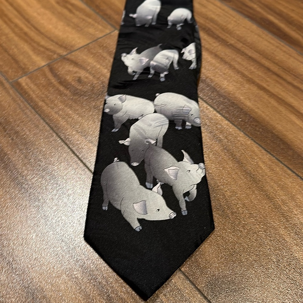 Pig tie